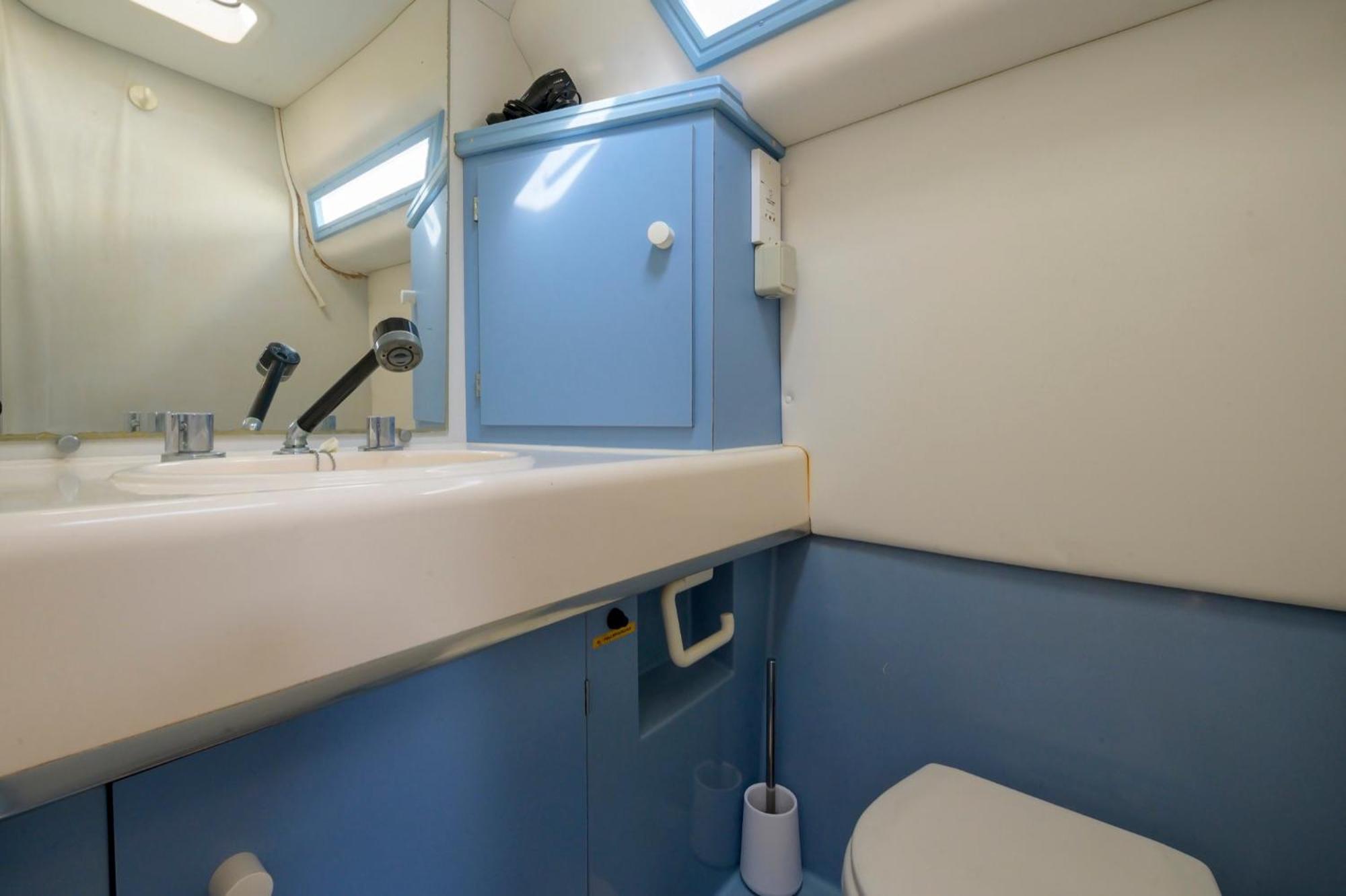 Boat Hotel Barcelona Sant Adria de Besos Bilik gambar