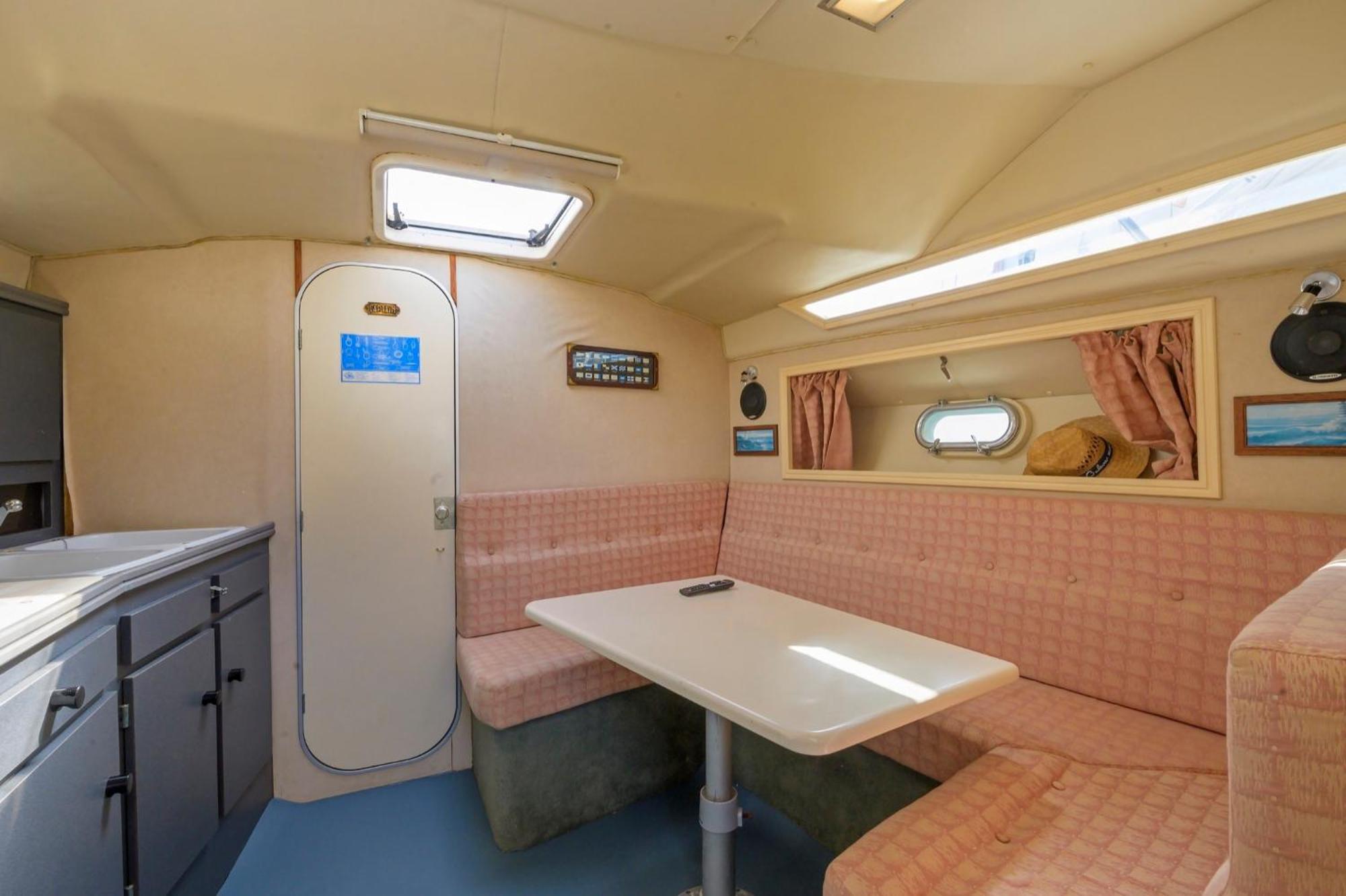 Boat Hotel Barcelona Sant Adria de Besos Bilik gambar